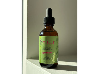 Mielle Organics Rosemary & Mint Hair Oil – Split Ends & Dry Scalp Treatment with Biotin & Essential Oils (2 fl oz)